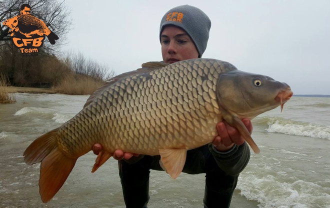 Szezonnyitó feederezés a Balatonon